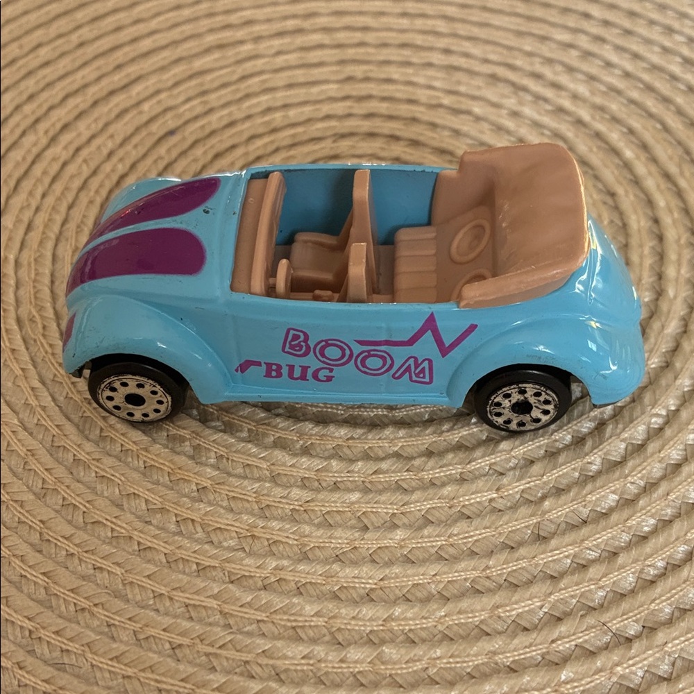 VW Cabrio Beetle Boom Bug toy